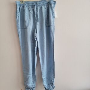Thread and Supply Company Chambray Light Wash Tencel Pants Large